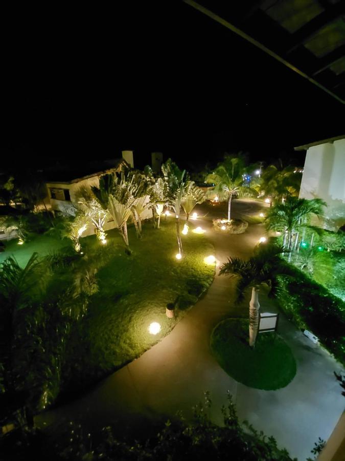 Apartamento Em Guarajuba 200M Da Praia Camacari Luaran gambar